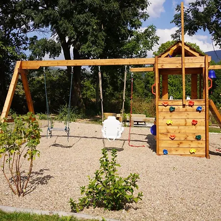 Rodinny Cista 公寓 切尔尼杜尔